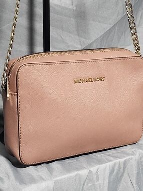 Michael Kors Jet Set Dusty Rose Saffiano Leather Crossbody Bag Purse